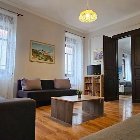 Apartament Artist *